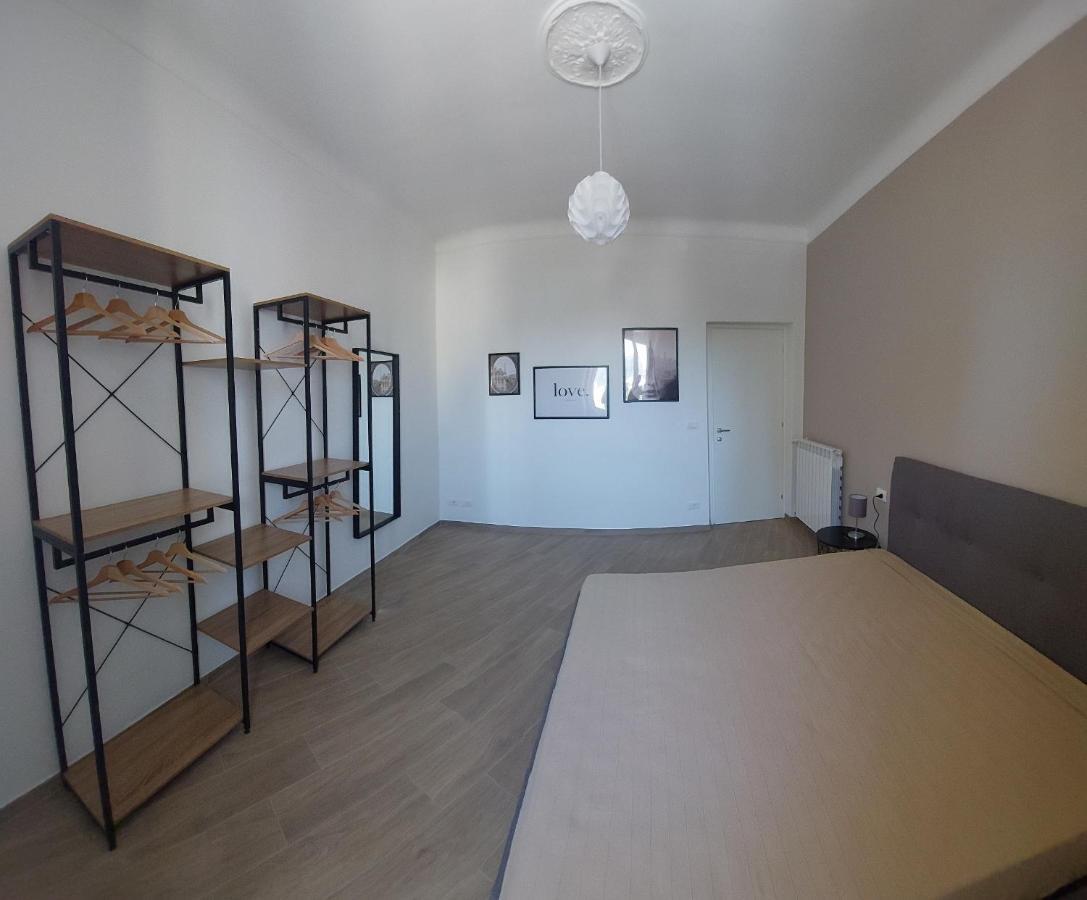 Fiumara Mall Apartment Genova Eksteriør billede