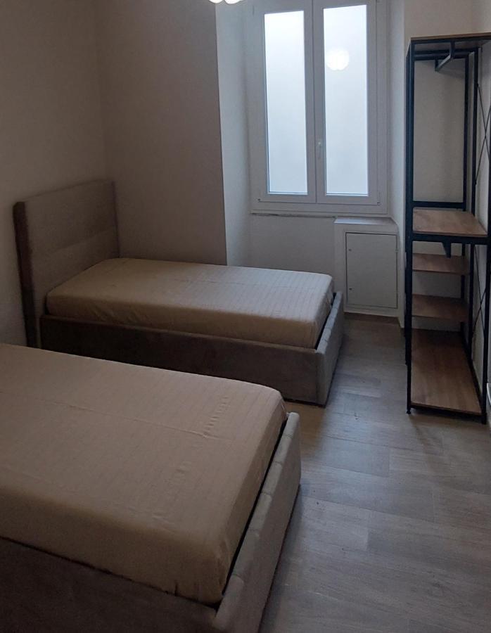 Fiumara Mall Apartment Genova Eksteriør billede